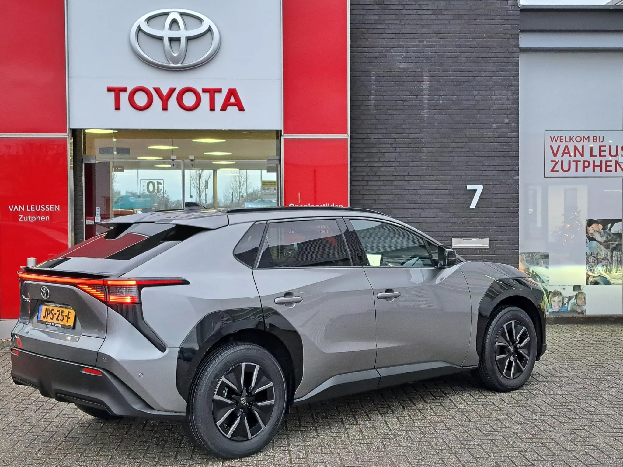 Hoofdafbeelding Toyota bZ4X