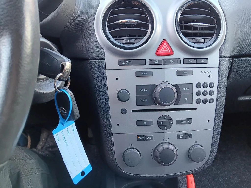 Hoofdafbeelding Opel Corsa