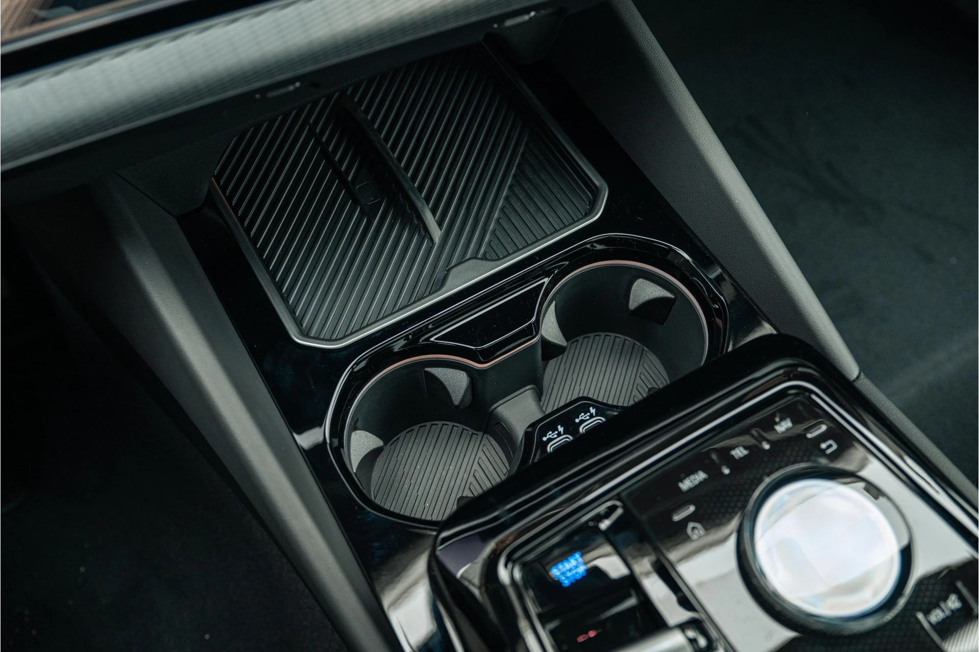 Hoofdafbeelding BMW i5