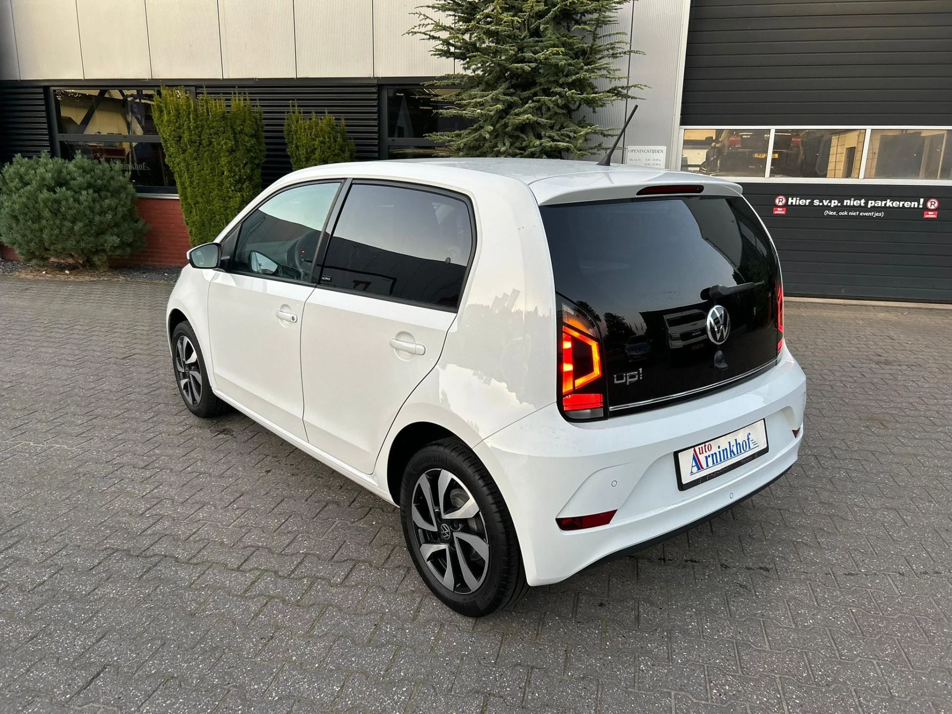 Hoofdafbeelding Volkswagen up!