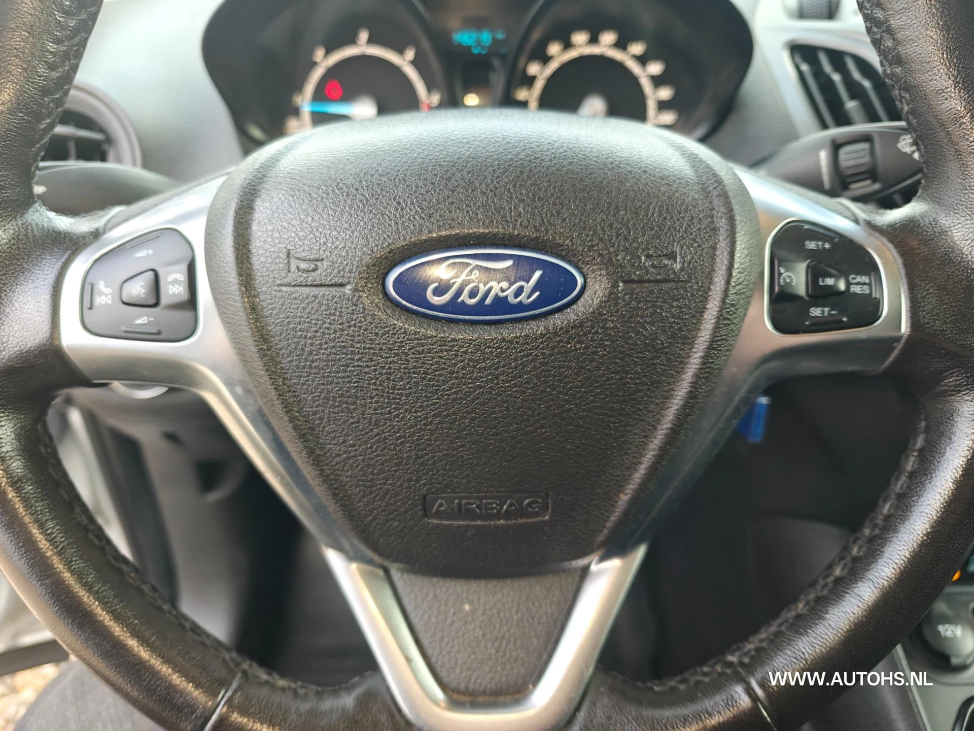 Hoofdafbeelding Ford Transit Courier