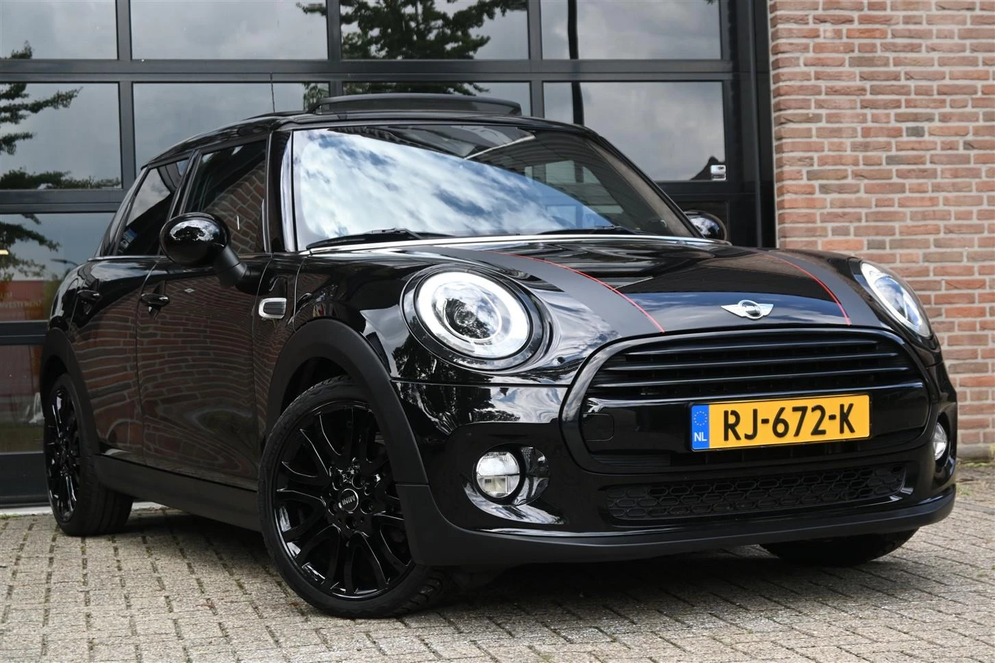 Hoofdafbeelding MINI Cooper