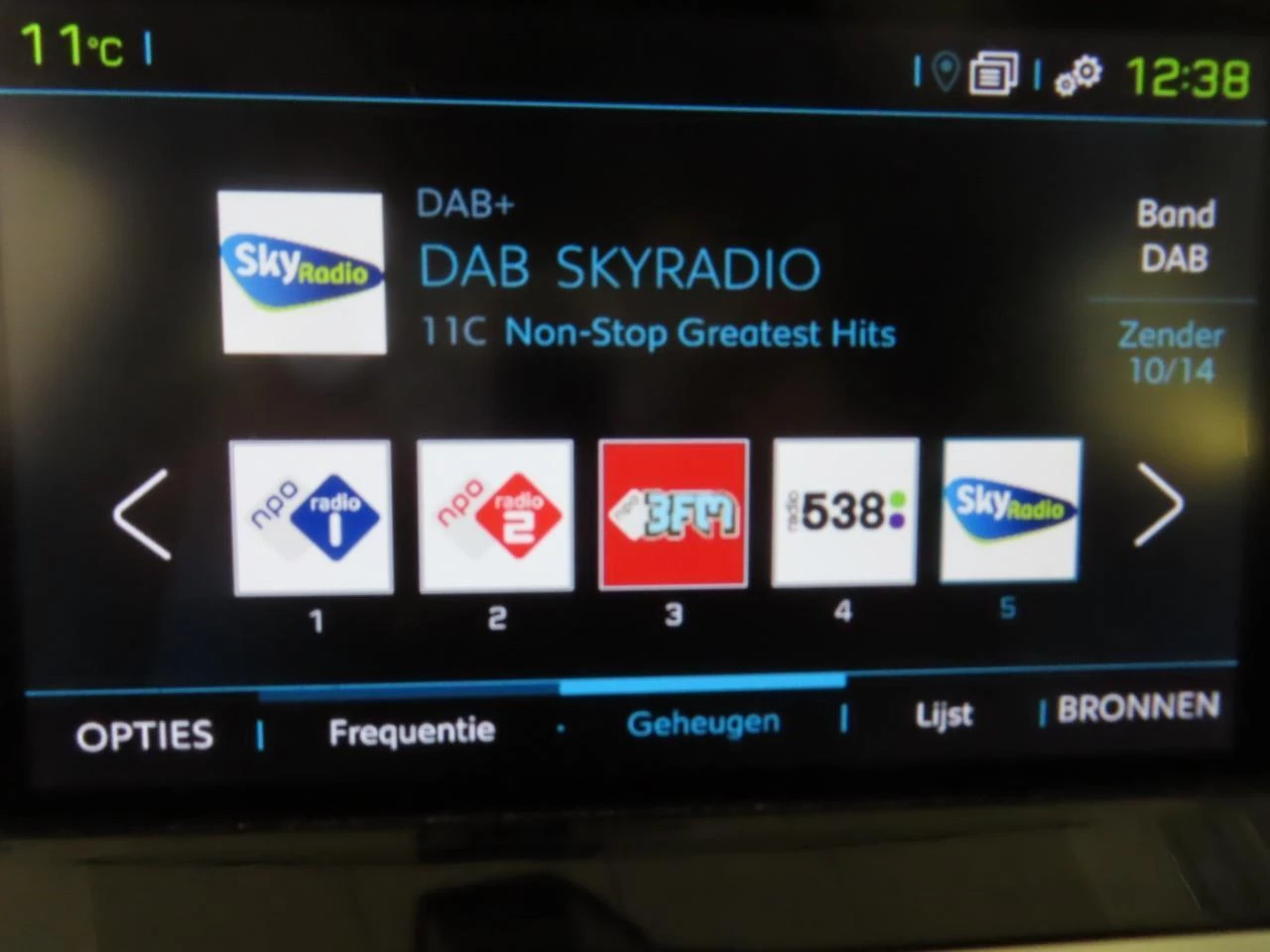 Hoofdafbeelding Peugeot e-2008