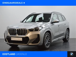BMW X1 xDrive25e M Sport Automaat / Achteruitrijcamera / Sportstoelen / Comfort Access / M Adaptief onderstel / Stoelverwarming / Adaptieve LED / Parking Assistant
