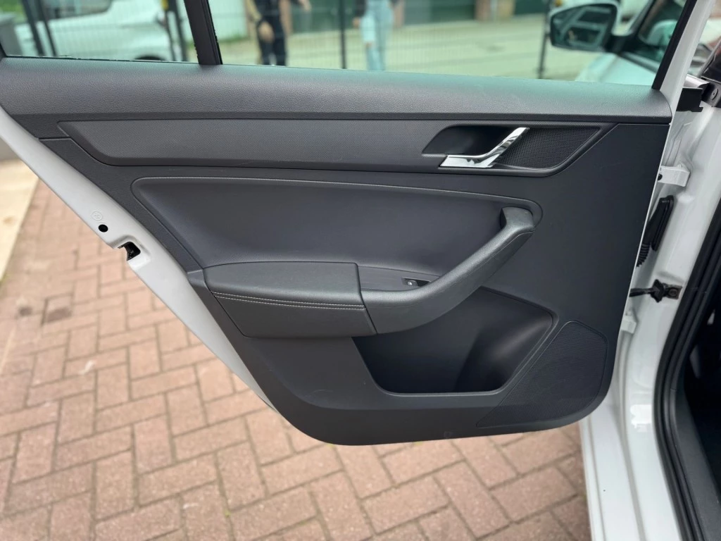Hoofdafbeelding Škoda Rapid