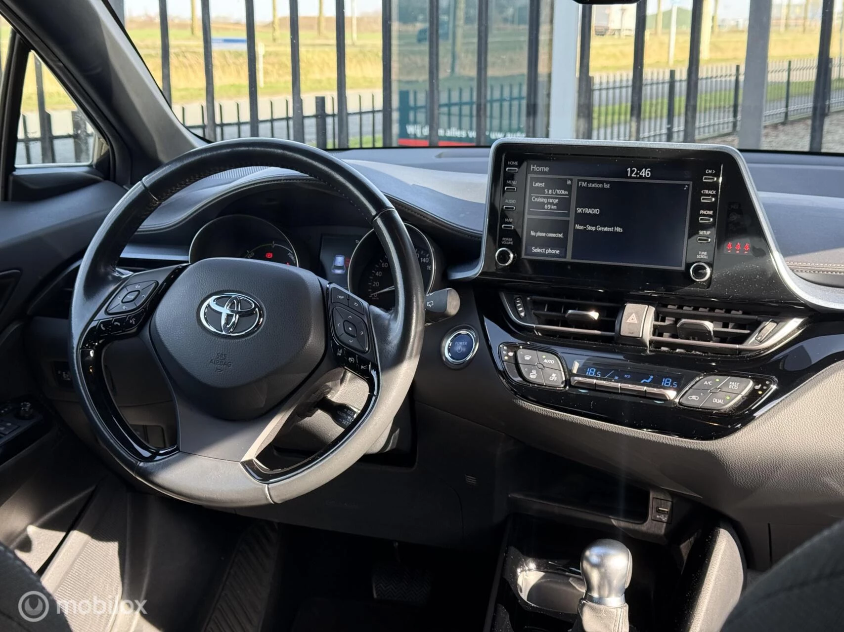 Hoofdafbeelding Toyota C-HR