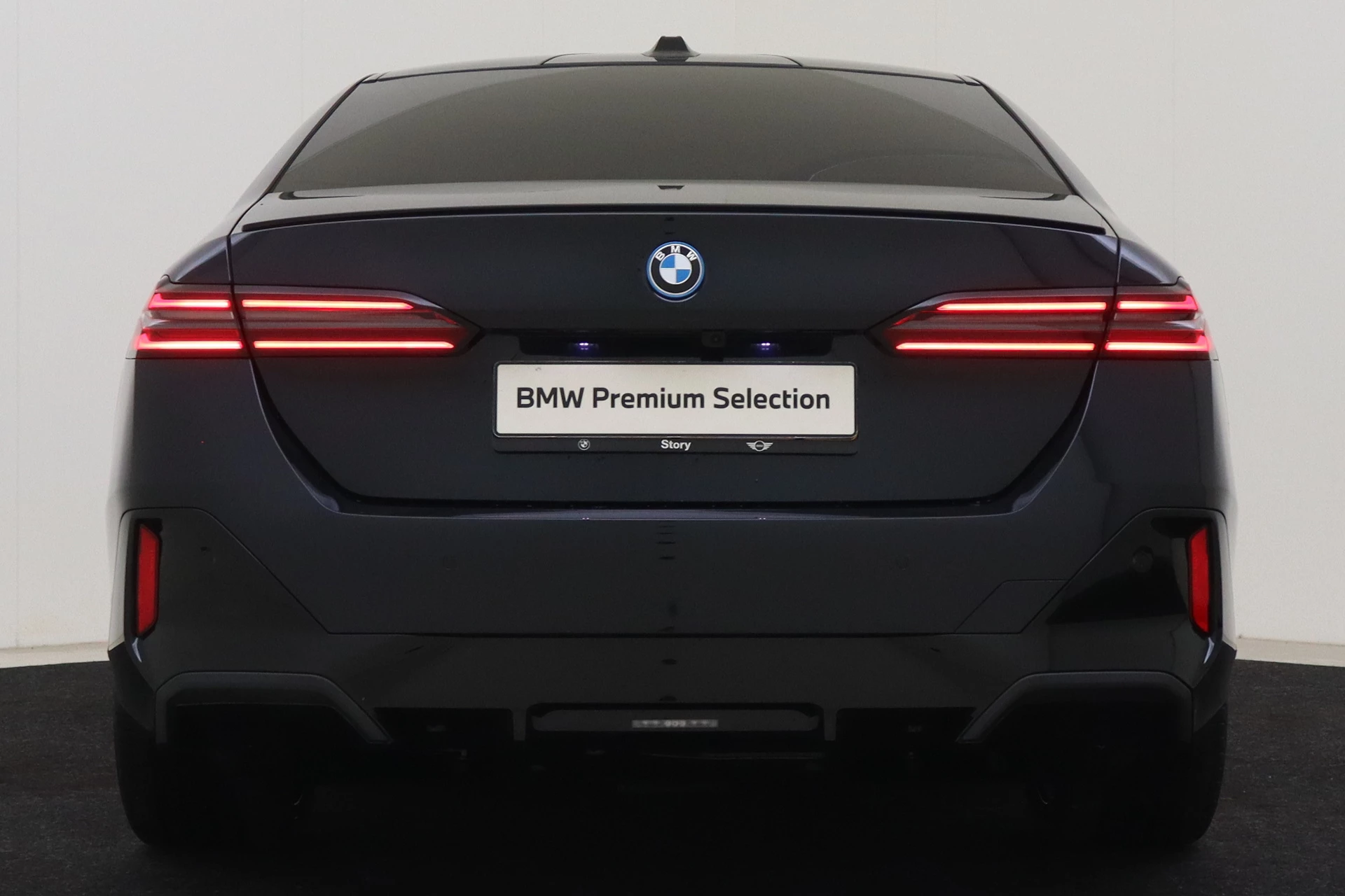 Hoofdafbeelding BMW i5