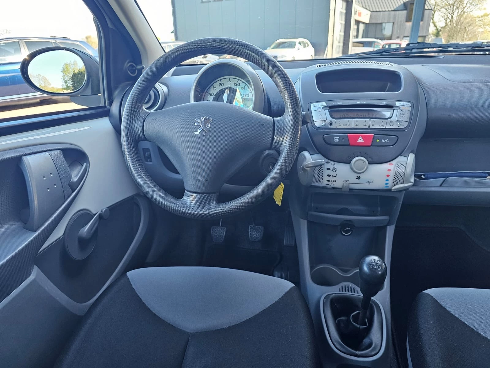 Hoofdafbeelding Peugeot 107