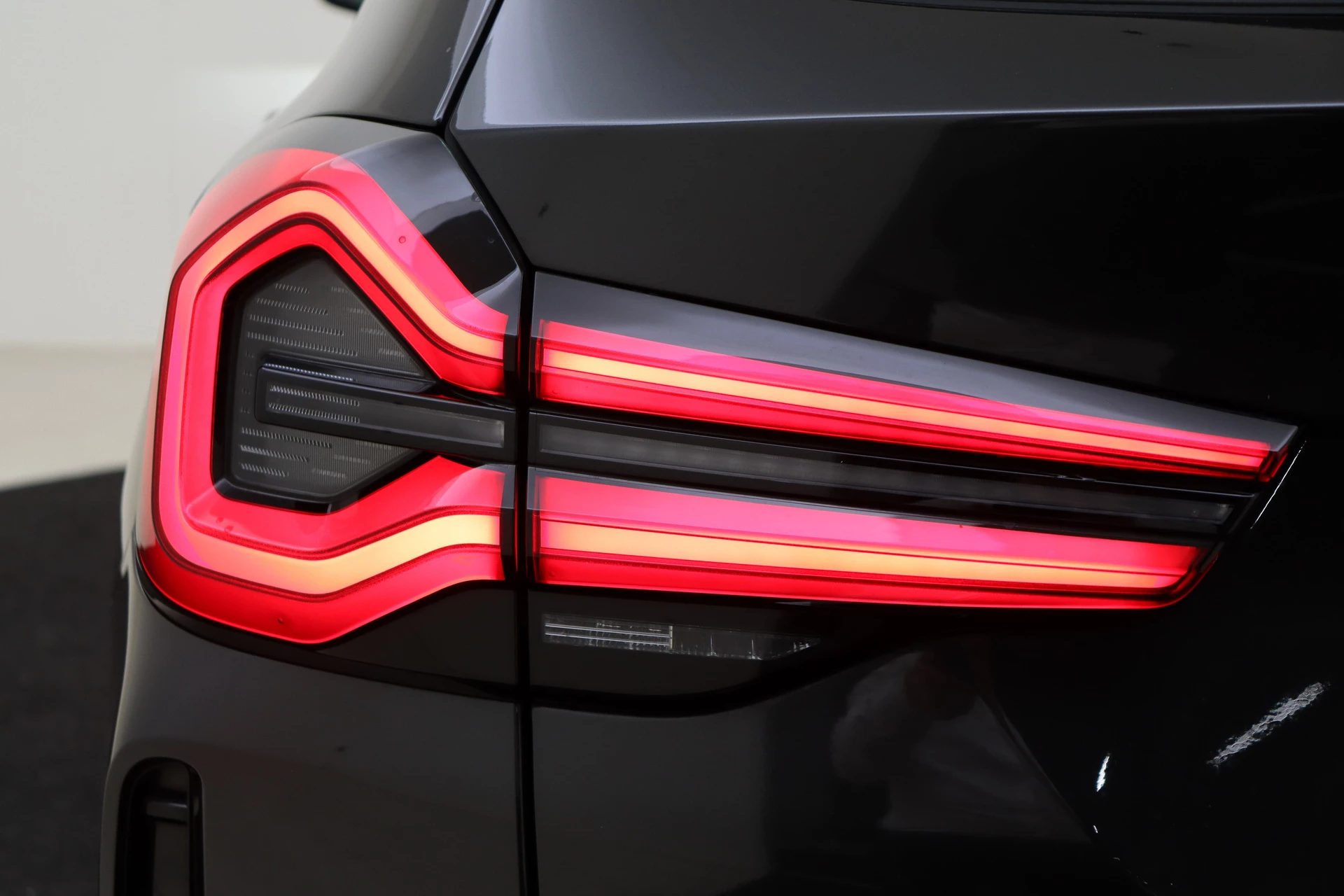 Hoofdafbeelding BMW iX3