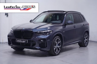 BMW X5 xDrive45e M Sport Head-up Luchtvering v+a Softclose Apple Carplay Camera 360 Trekhaak 1e Eigenaar Rijklaar