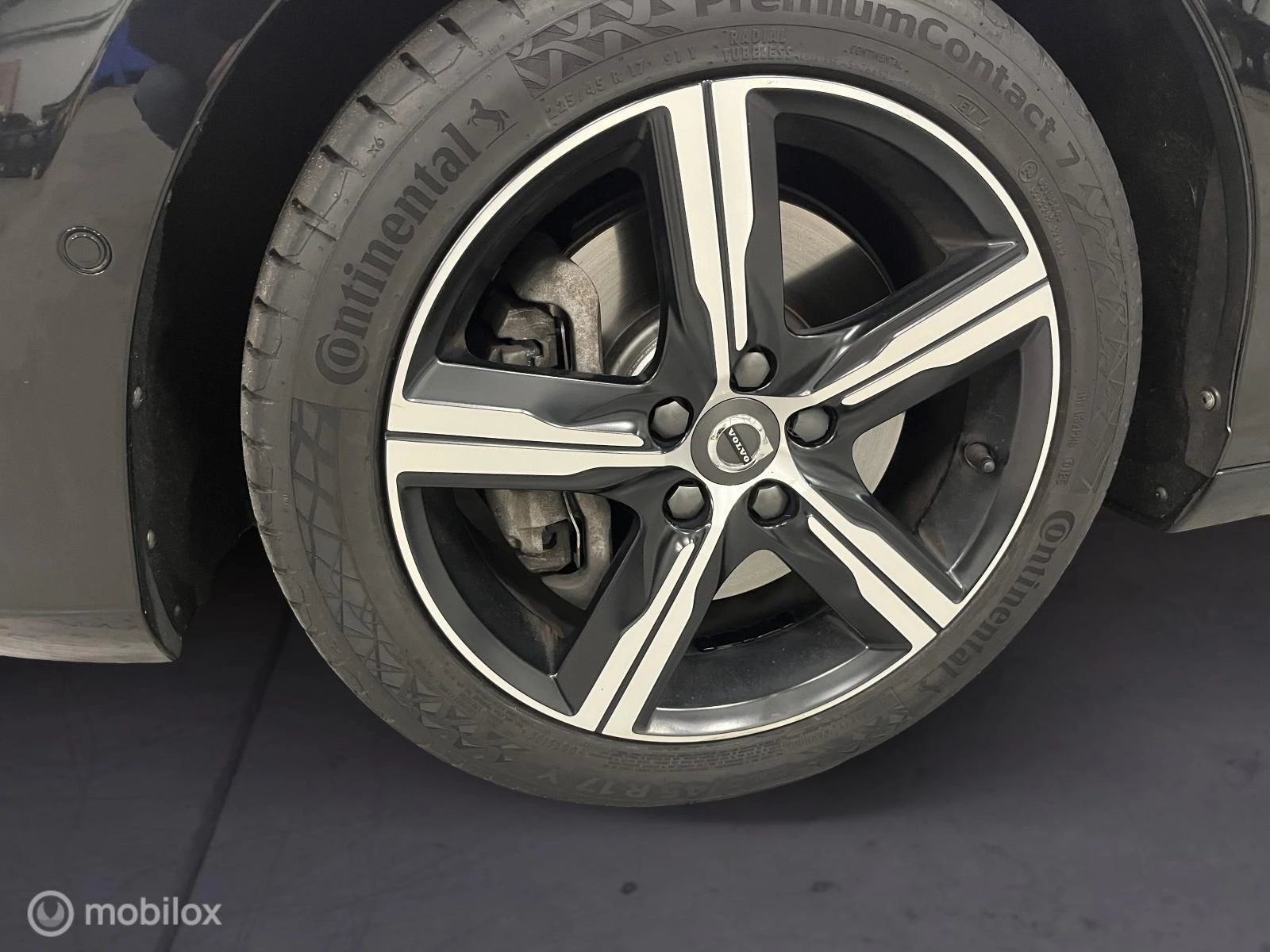 Hoofdafbeelding Volvo V40