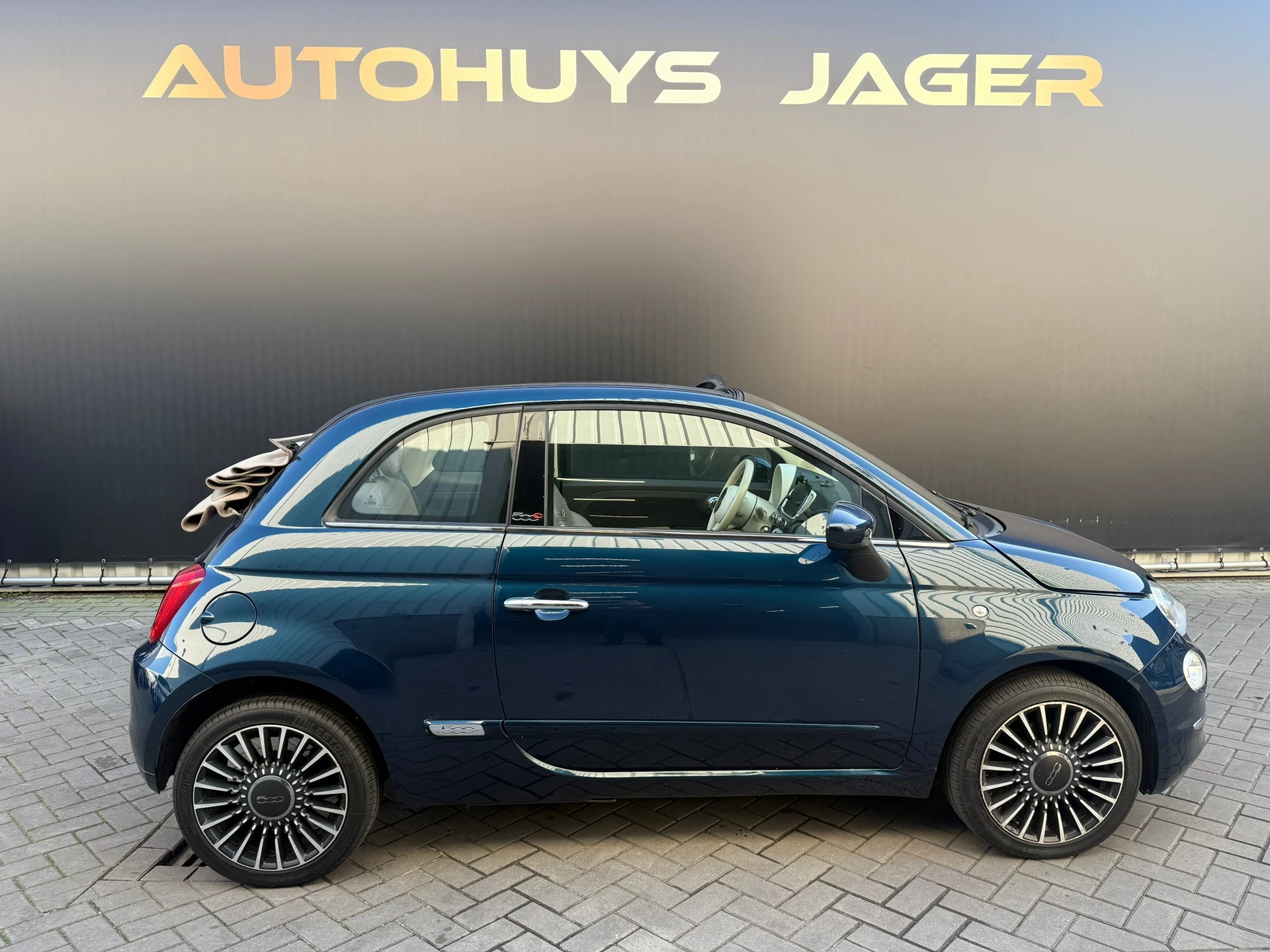 Hoofdafbeelding Fiat 500C