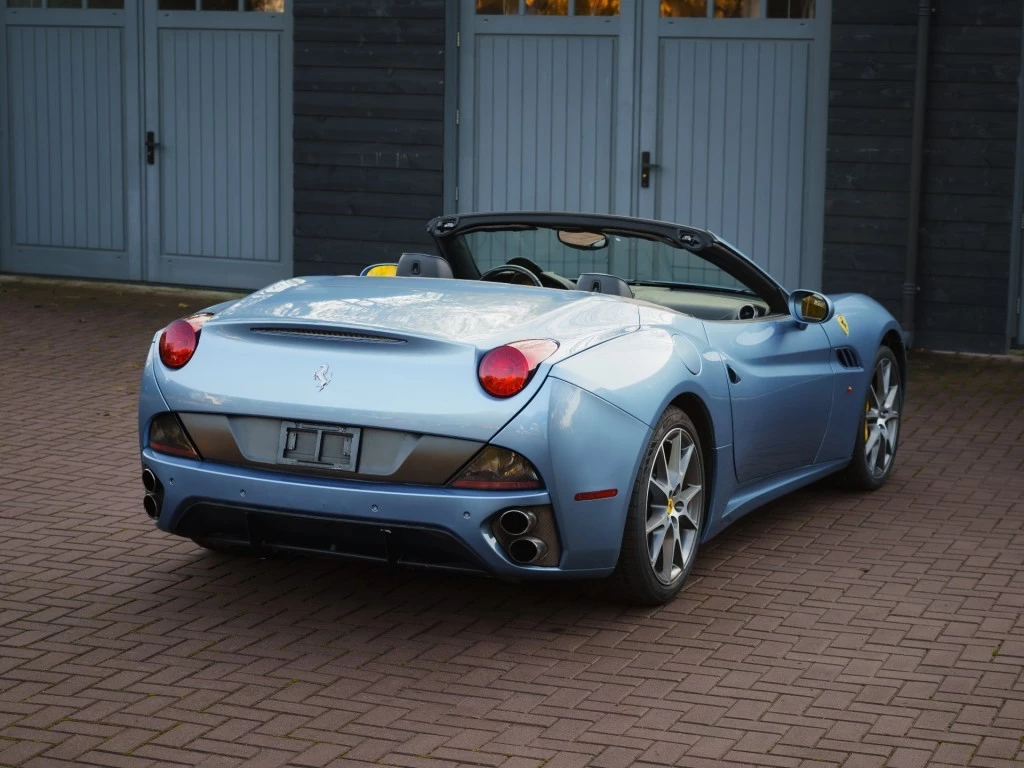 Hoofdafbeelding Ferrari California