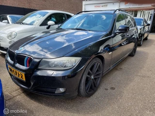 BMW 3-serie Touring 318i High Executive Automaat
