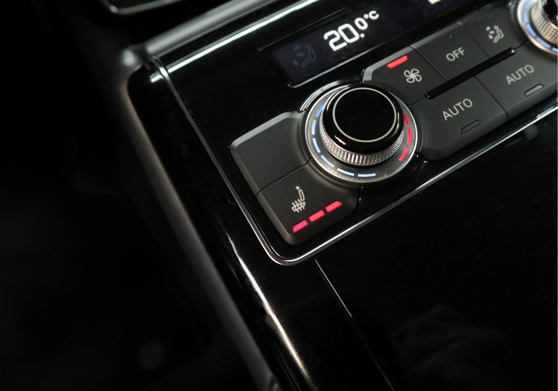 Hoofdafbeelding Audi A8