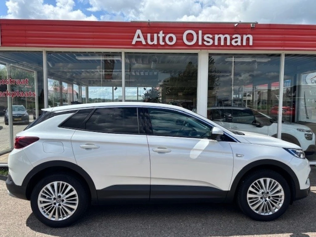 Hoofdafbeelding Opel Grandland X