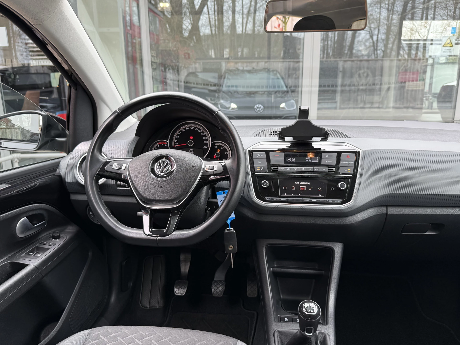 Hoofdafbeelding Volkswagen up!