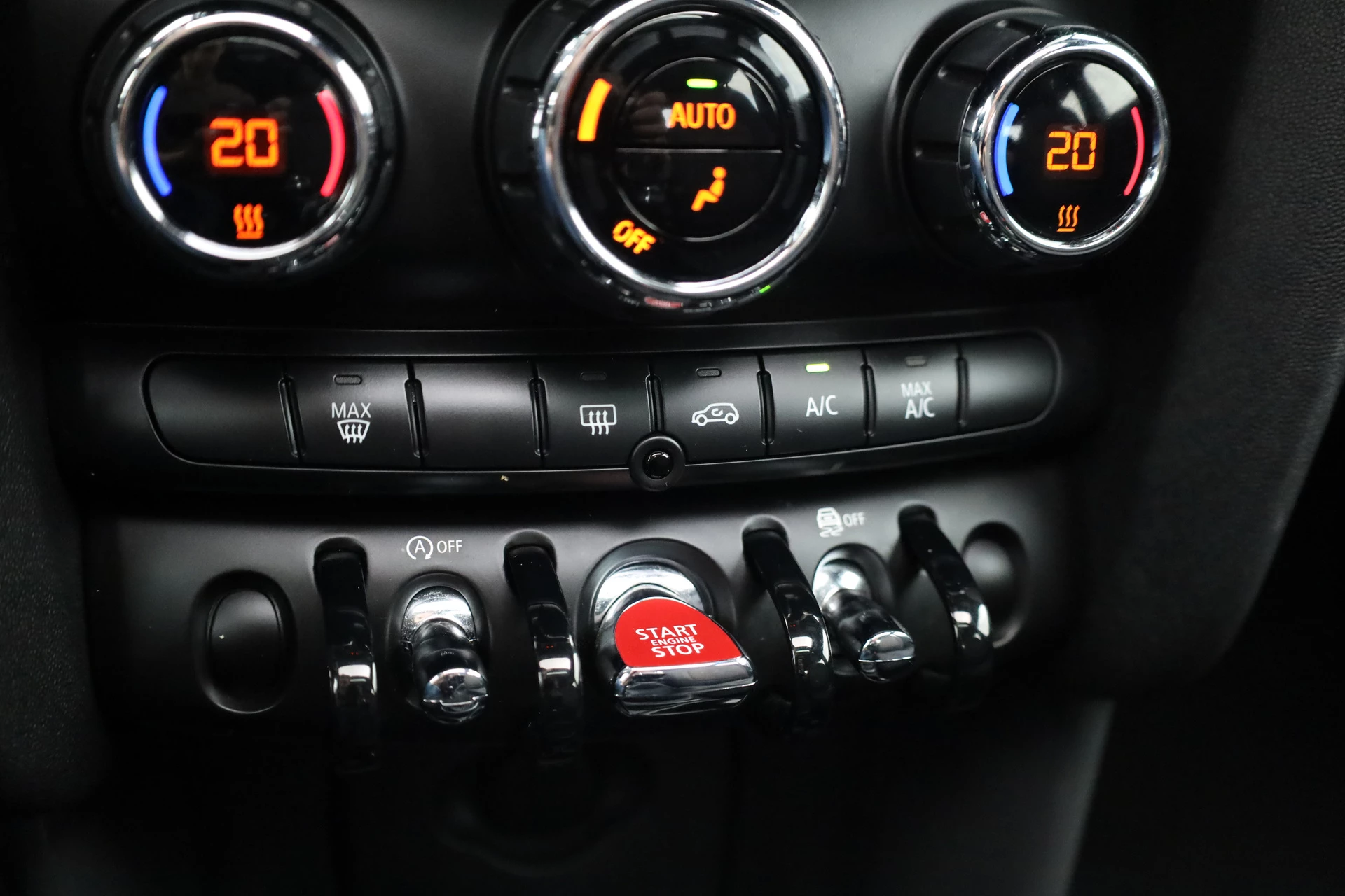 Hoofdafbeelding MINI 5-deurs