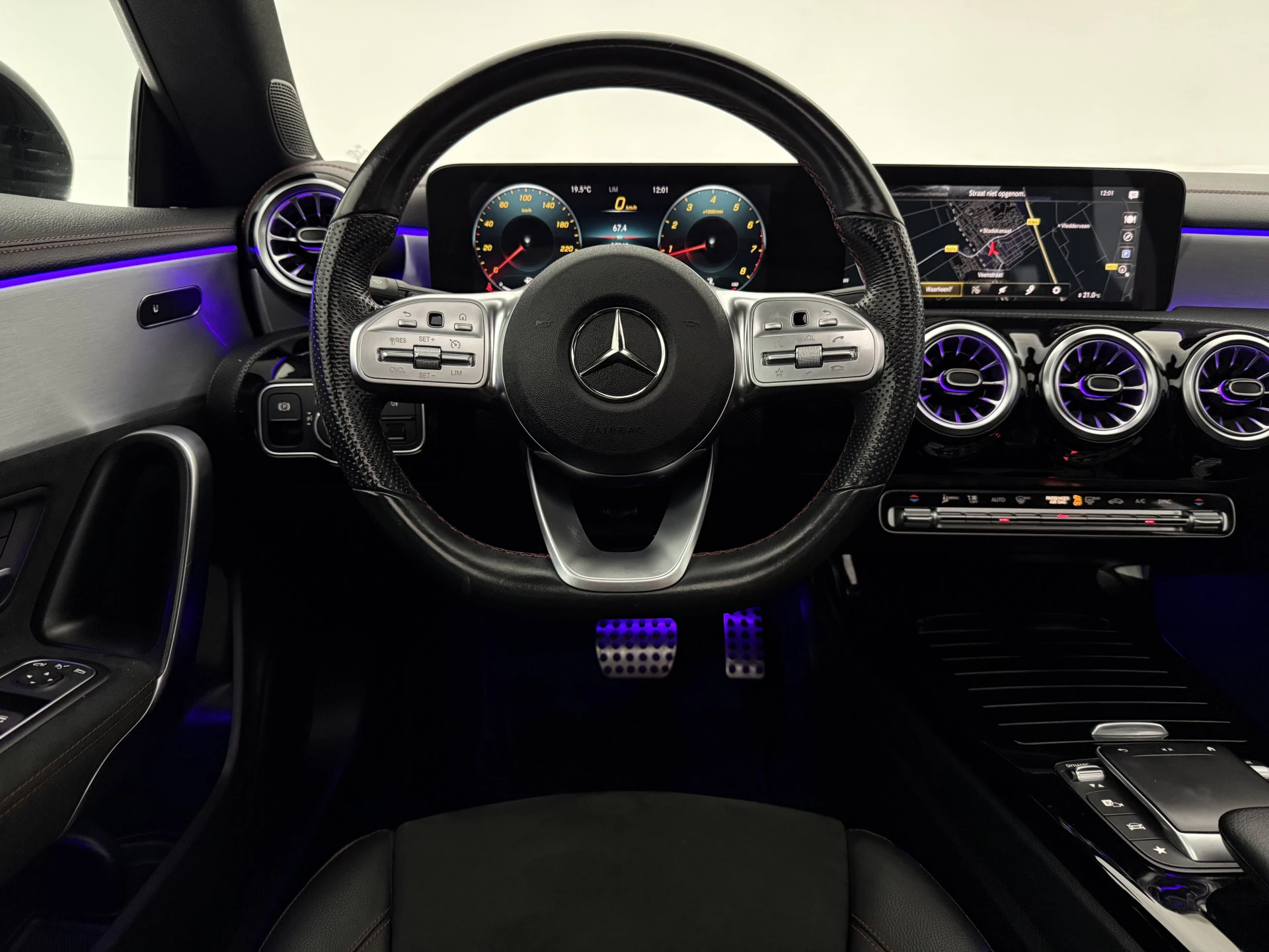 Hoofdafbeelding Mercedes-Benz CLA