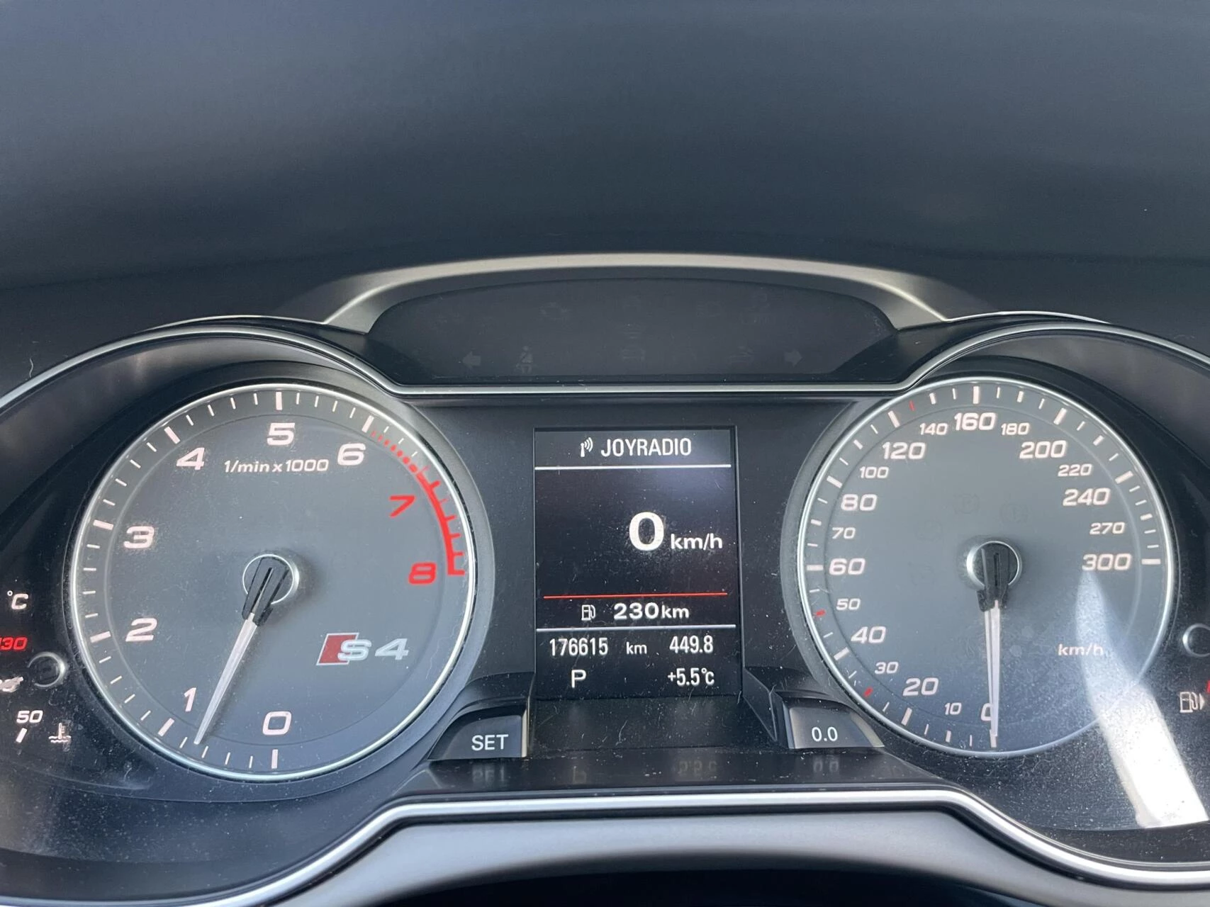 Hoofdafbeelding Audi S4