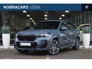 BMW X1 xDrive30e High Executive M Sport Automaat / Panoramadak / Trekhaak / Sportstoelen / M Adaptief onderstel / Comfort Access / Adaptieve LED / Parking Assistant Plus / Head-Up