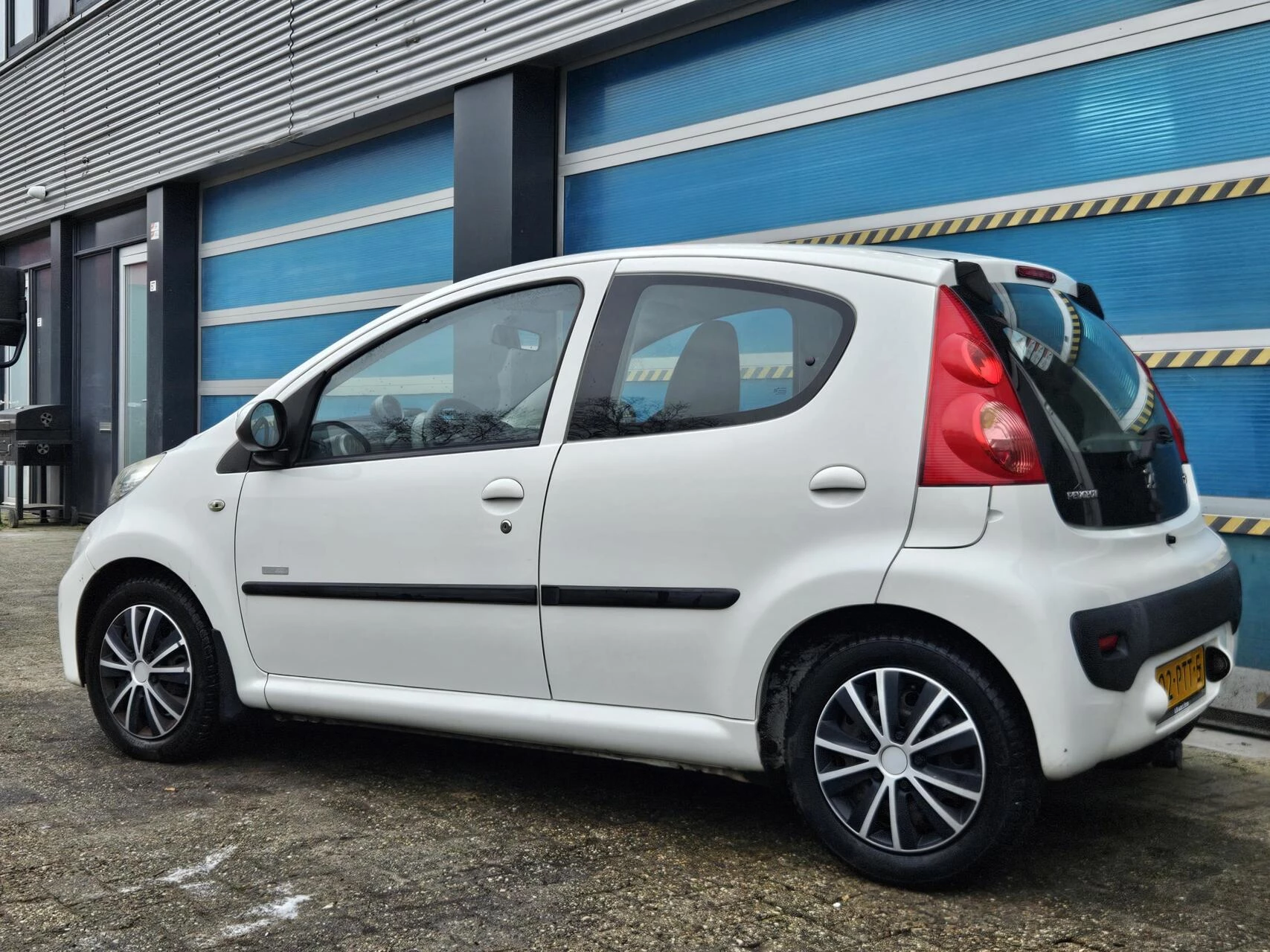 Hoofdafbeelding Peugeot 107