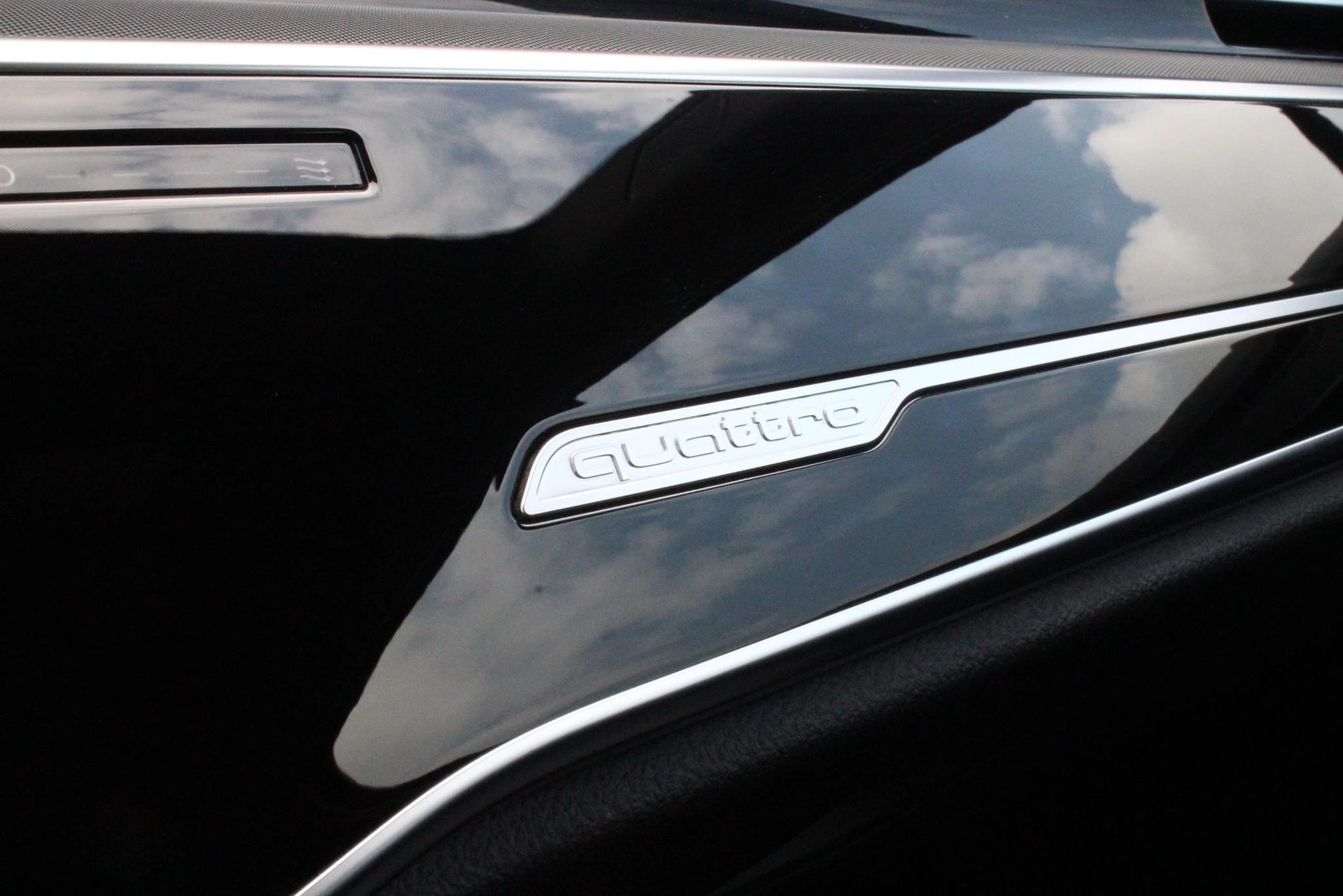 Hoofdafbeelding Audi A8