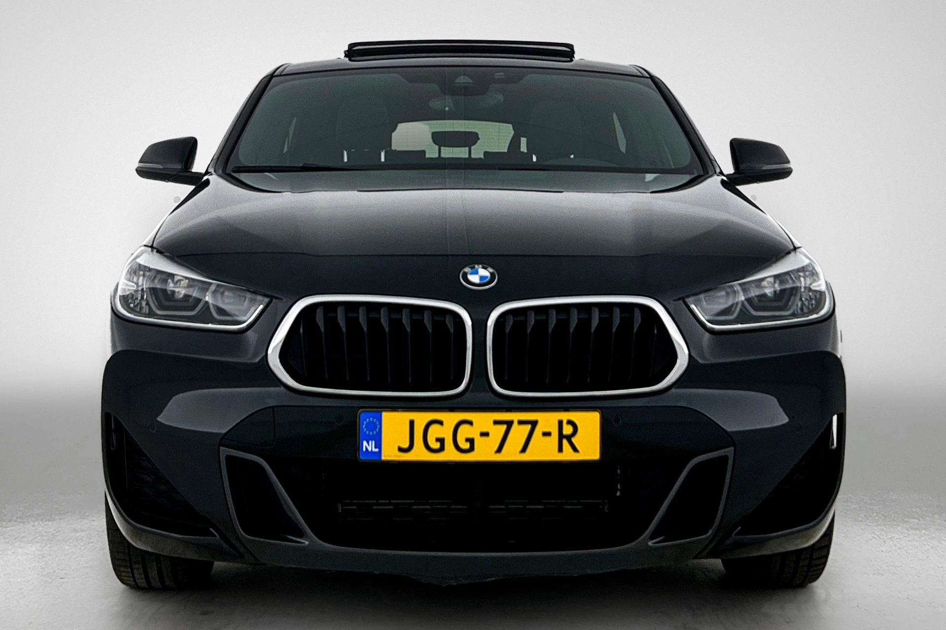 Hoofdafbeelding BMW X2