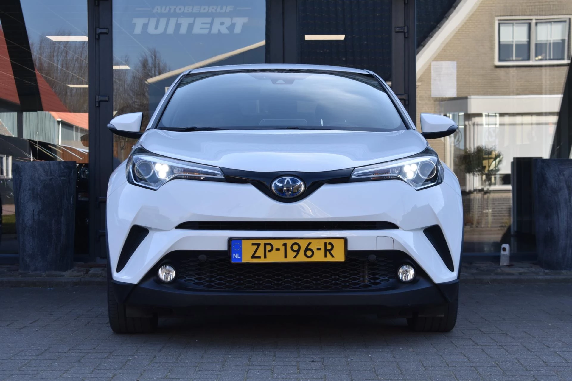 Hoofdafbeelding Toyota C-HR