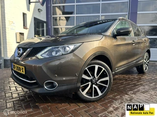 Nissan Qashqai 1.2 * PANORAMADAK * NAVIGATIE * PDC V EN A