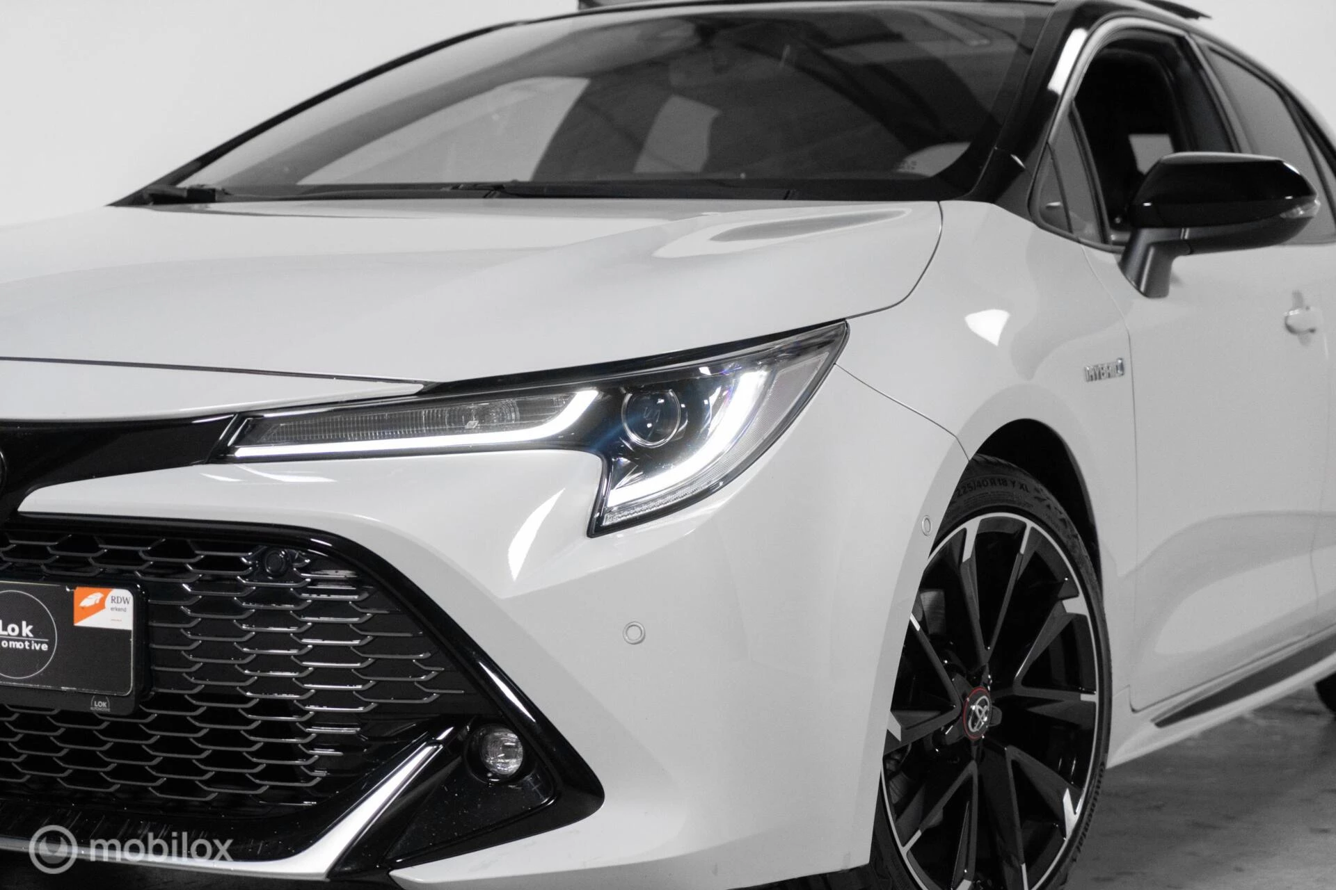 Hoofdafbeelding Toyota Corolla