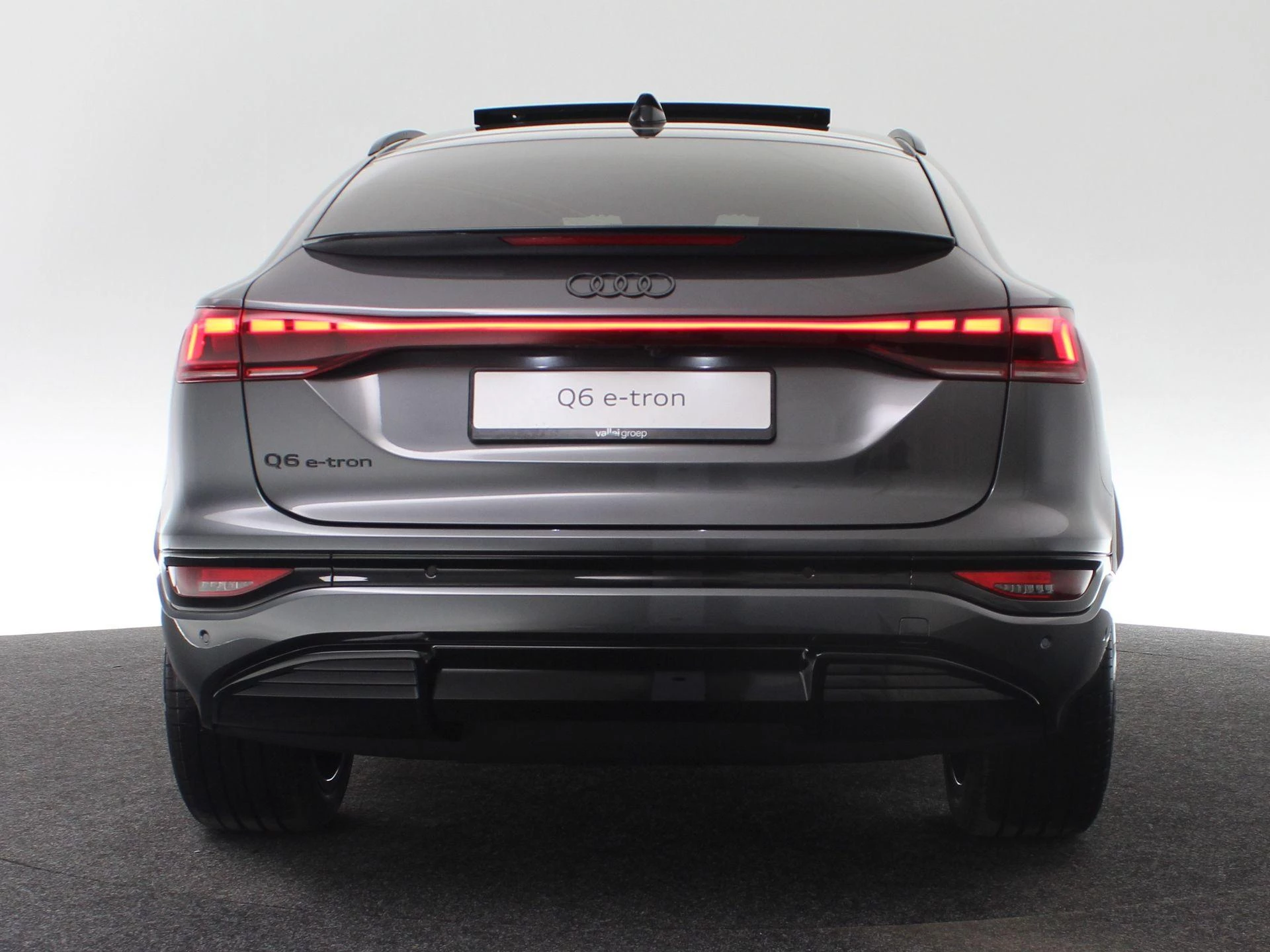 Hoofdafbeelding Audi Q6 e-tron