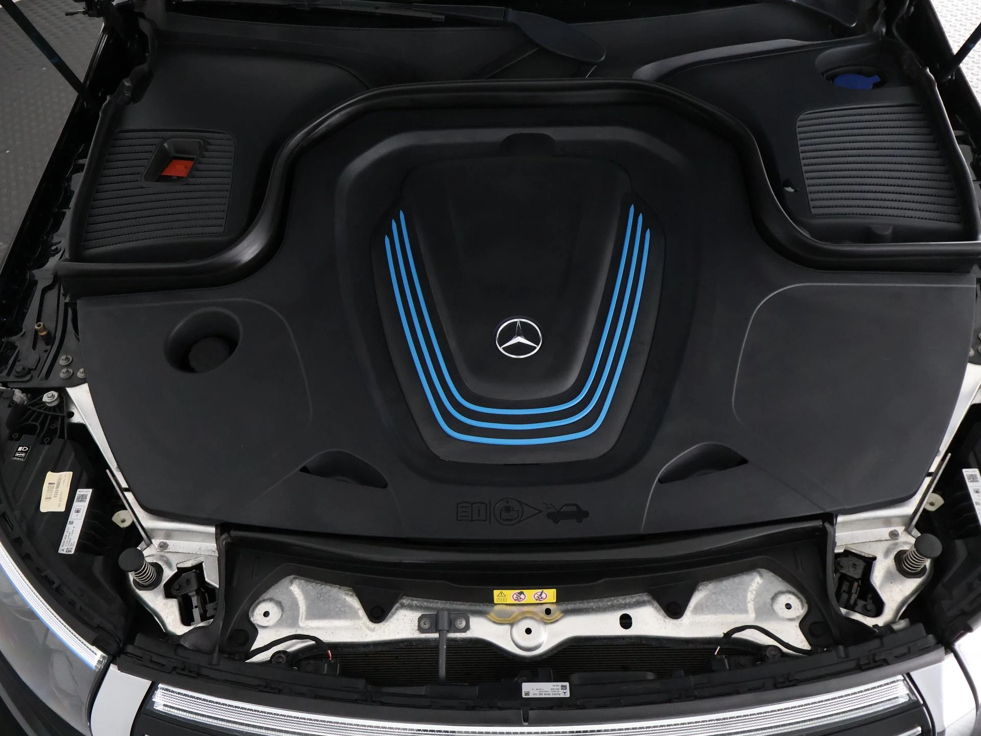 Hoofdafbeelding Mercedes-Benz EQC