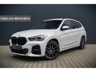 BMW X1 xDrive25e Executive M Sport | Stoelverwarming | Parkeersensoren | Navigatie | Keyless | Cruise Control | LED | Climate Control | DAB | BTW |