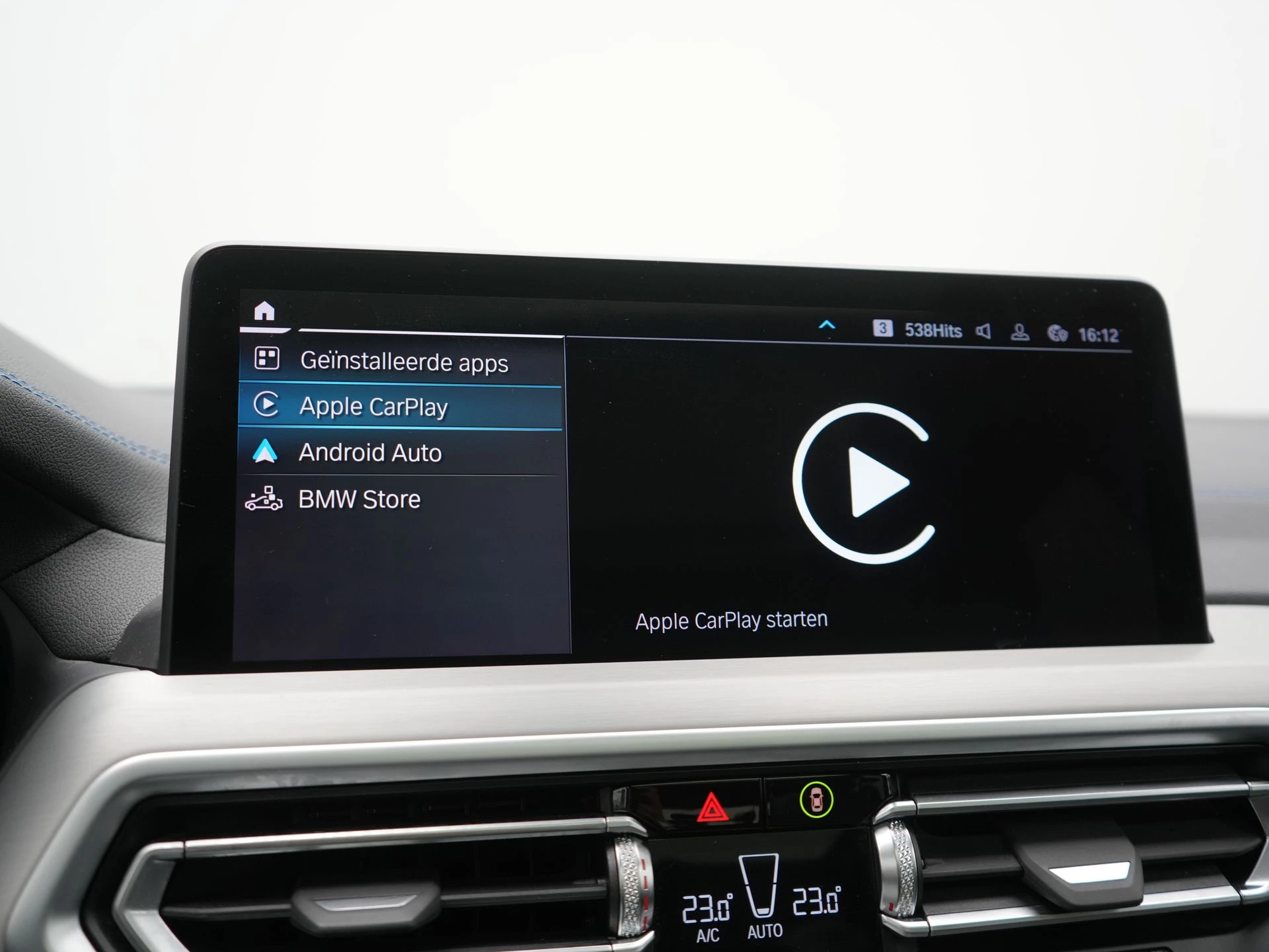 Hoofdafbeelding BMW iX3