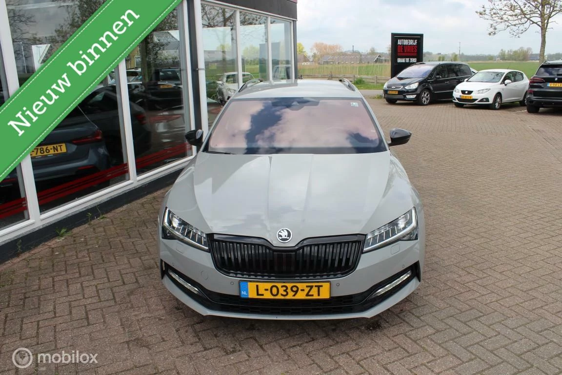 Hoofdafbeelding Škoda Superb