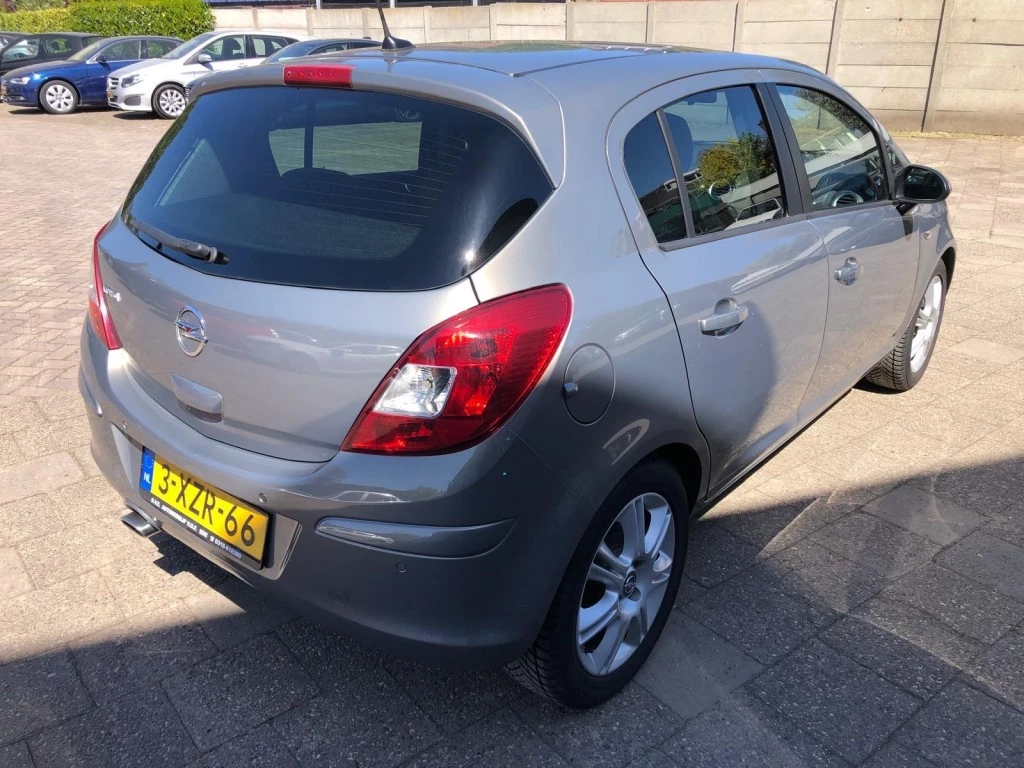 Hoofdafbeelding Opel Corsa