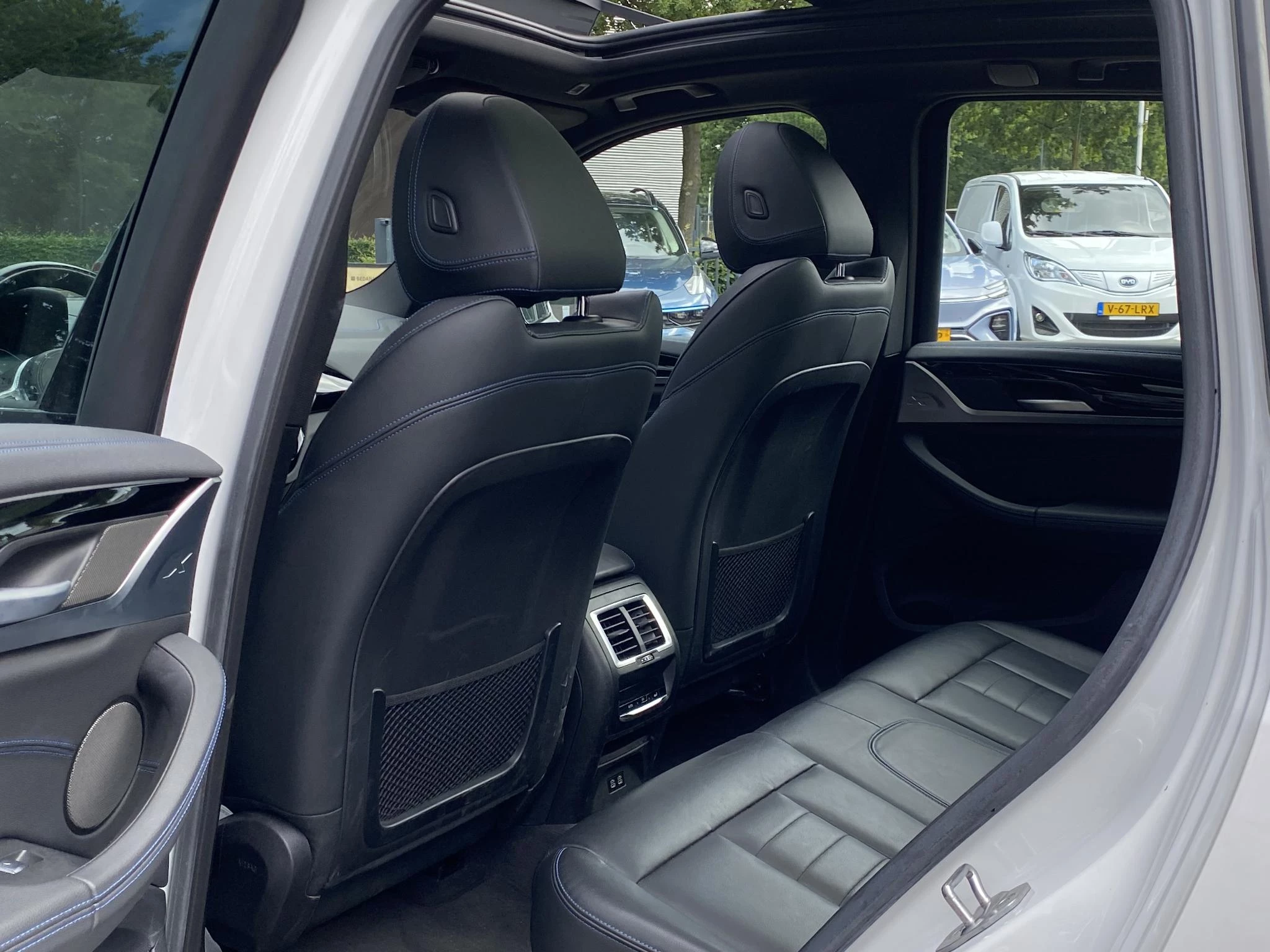 Hoofdafbeelding BMW iX3