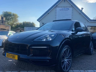 Porsche Cayenne 3.0E GTS-SEATS/SPORT-DESIGN/PANO/MATRIX/22INCH