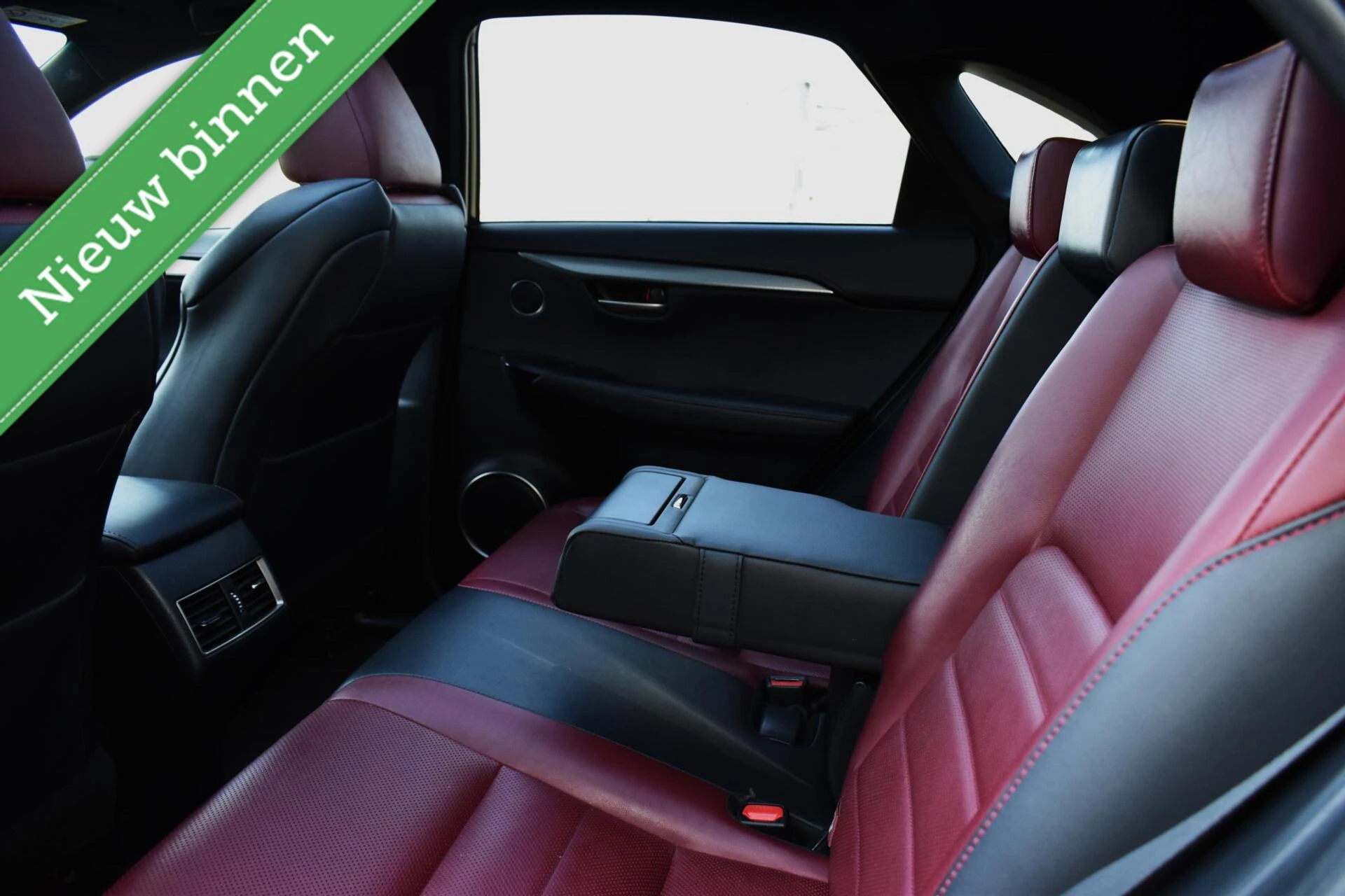 Hoofdafbeelding Lexus NX