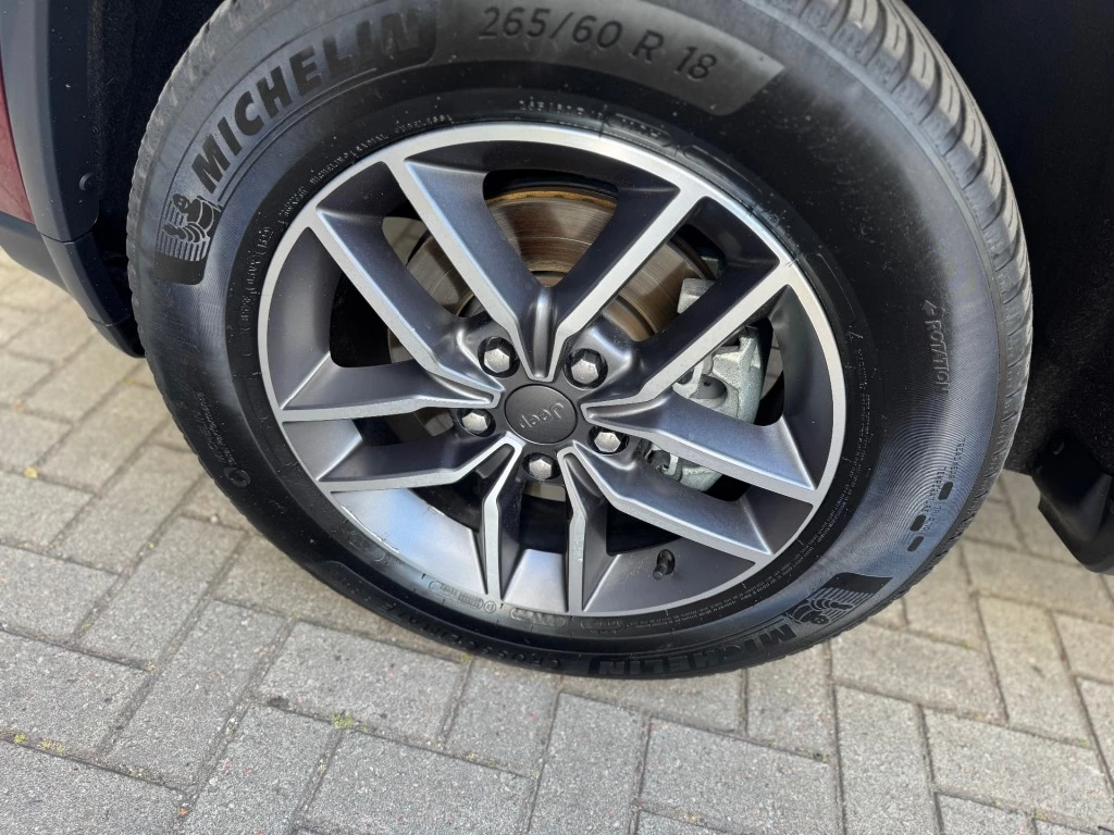 Hoofdafbeelding Jeep Grand Cherokee