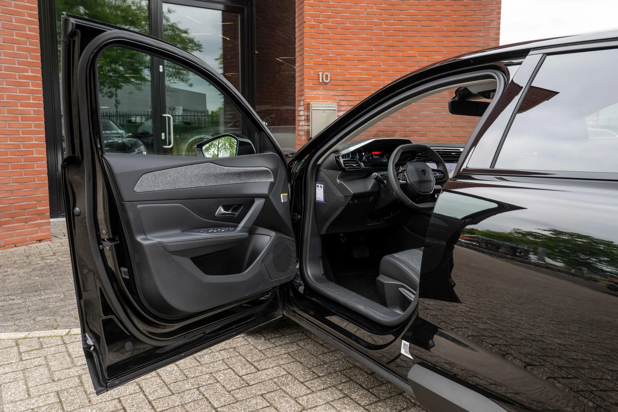 Hoofdafbeelding Peugeot 408