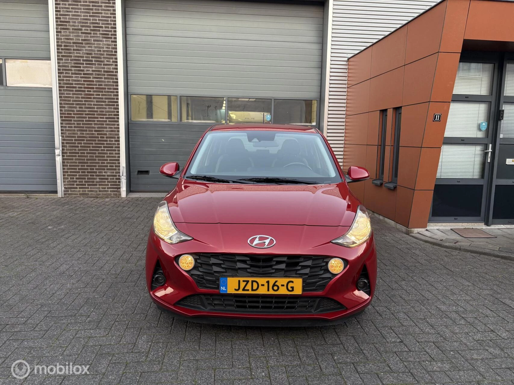 Hoofdafbeelding Hyundai i10