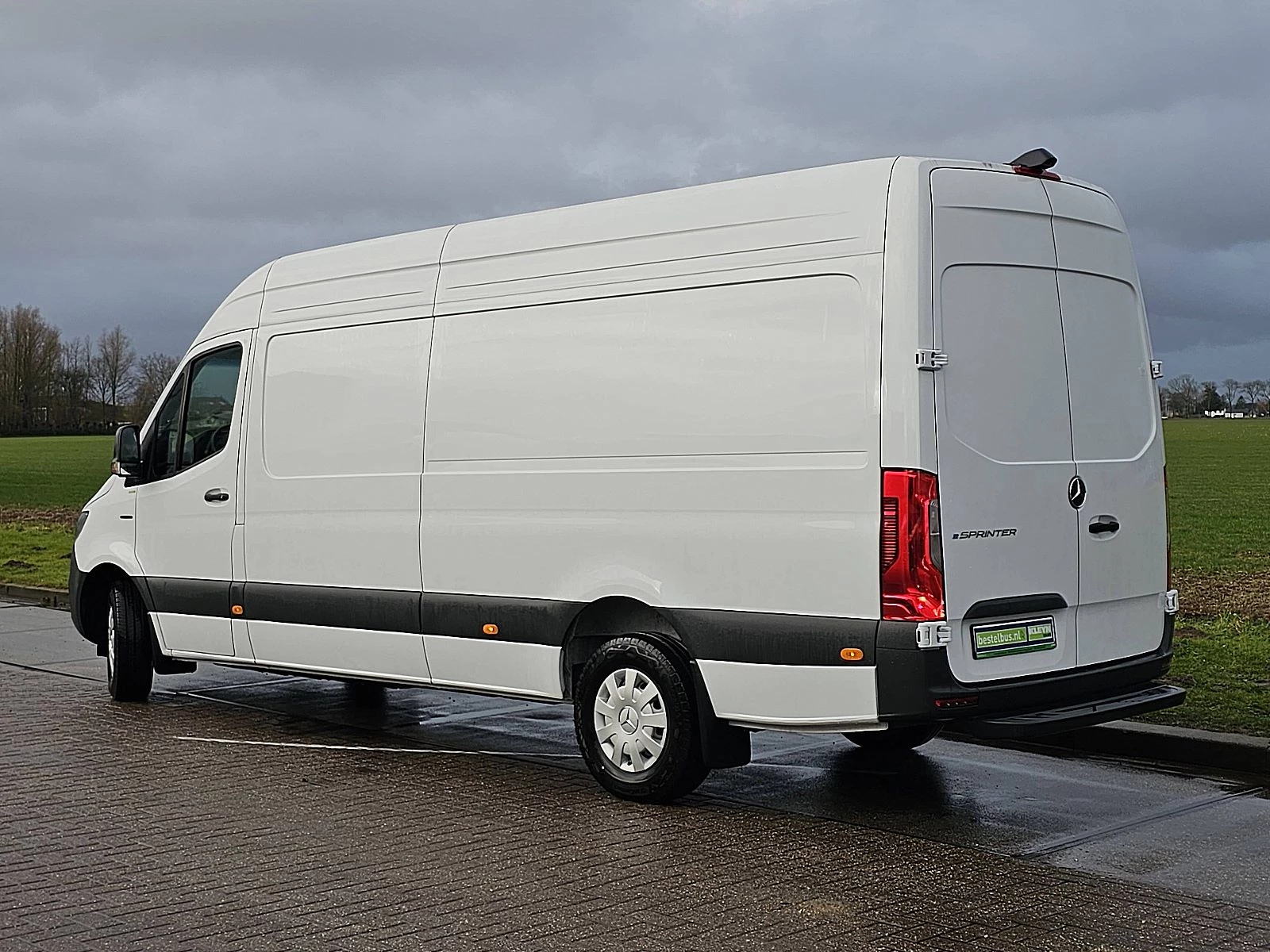 Hoofdafbeelding Mercedes-Benz eSprinter