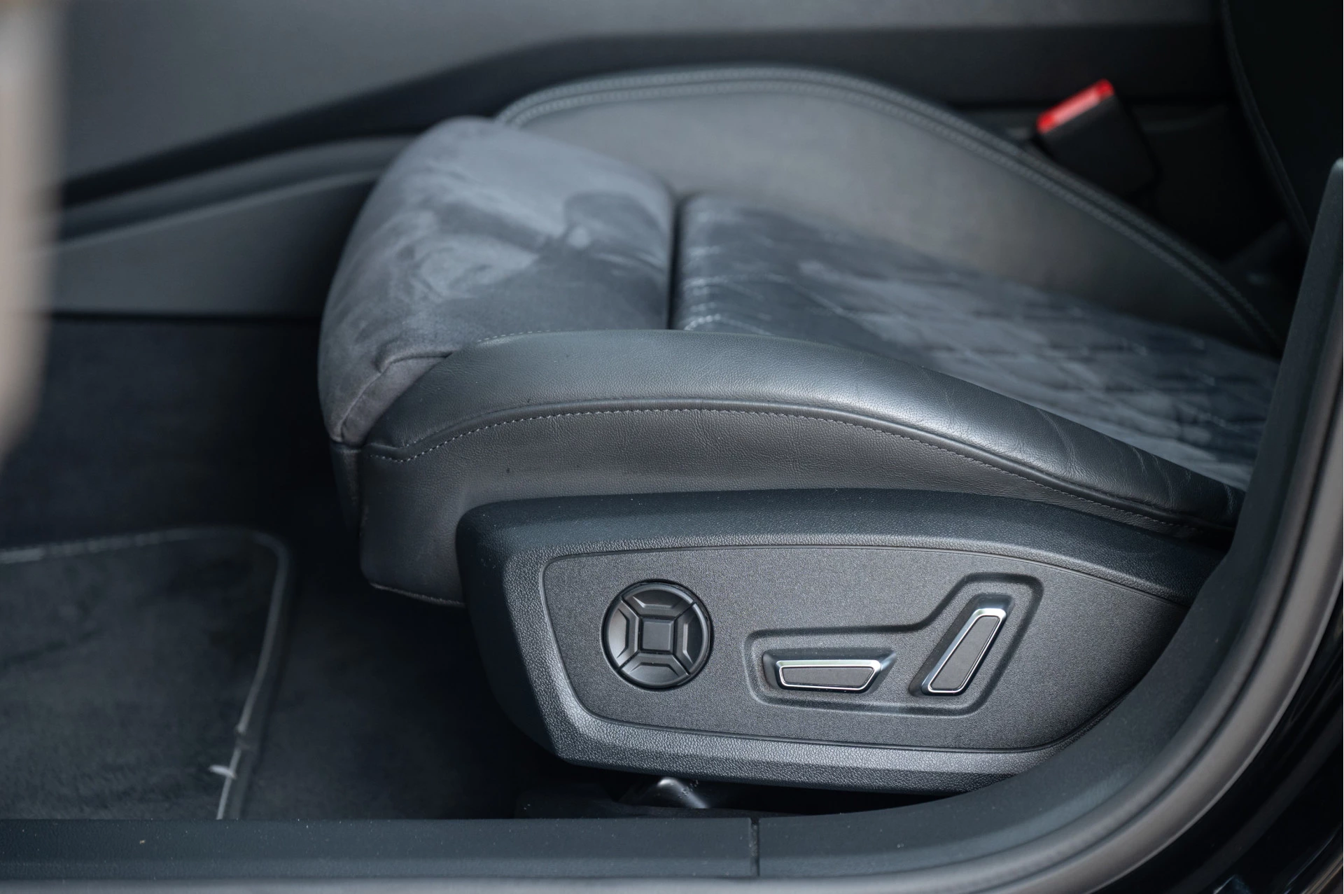 Hoofdafbeelding Audi S6