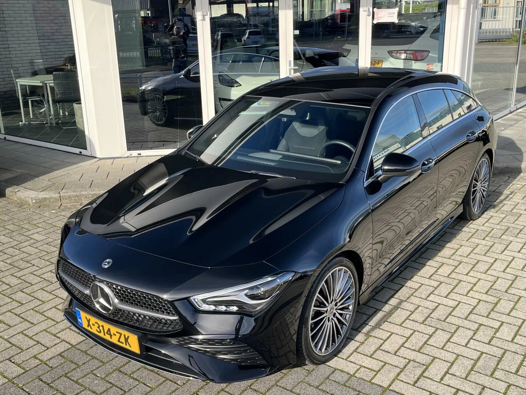 Hoofdafbeelding Mercedes-Benz CLA