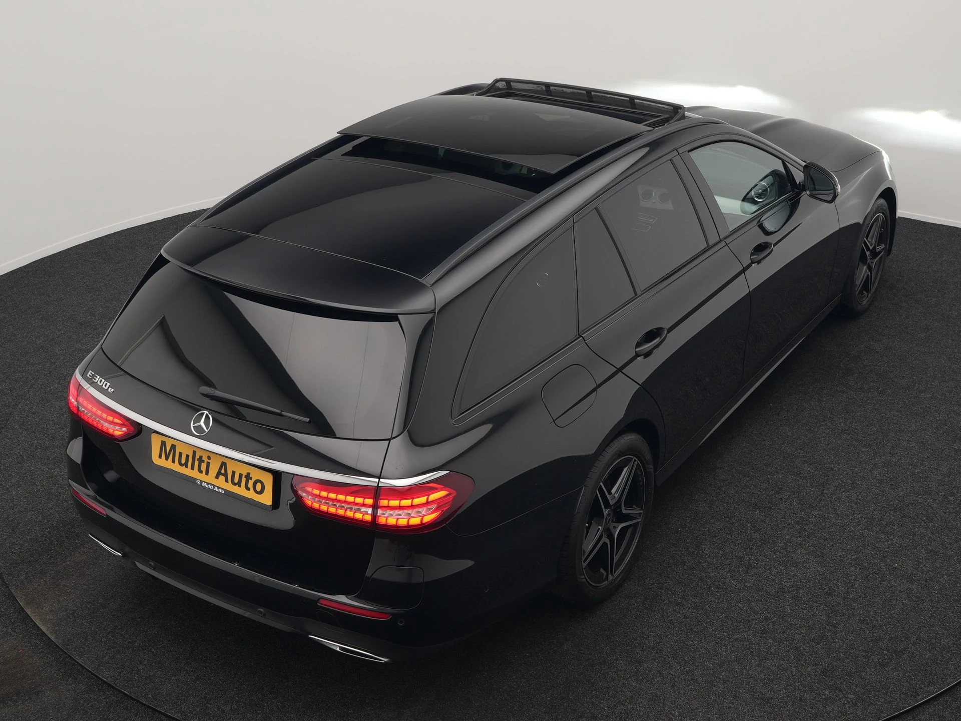 Hoofdafbeelding Mercedes-Benz E-Klasse