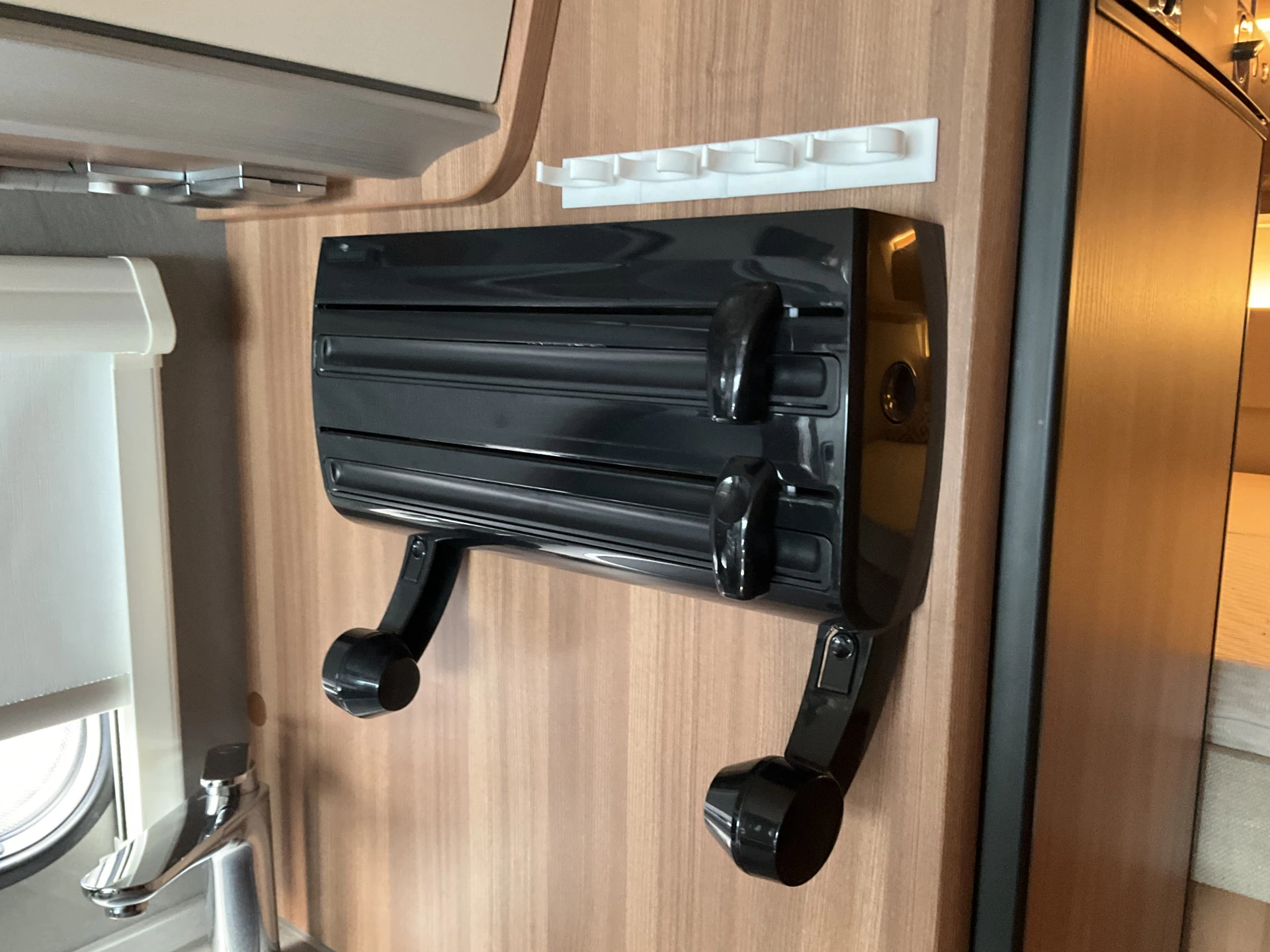 Hoofdafbeelding Weinsberg R57