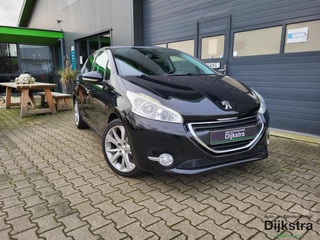 Zeer nette Peugeot 208 1.6 VTi Allure/ Pano. dak/ Airco/ Cruise control/ Bluetooth