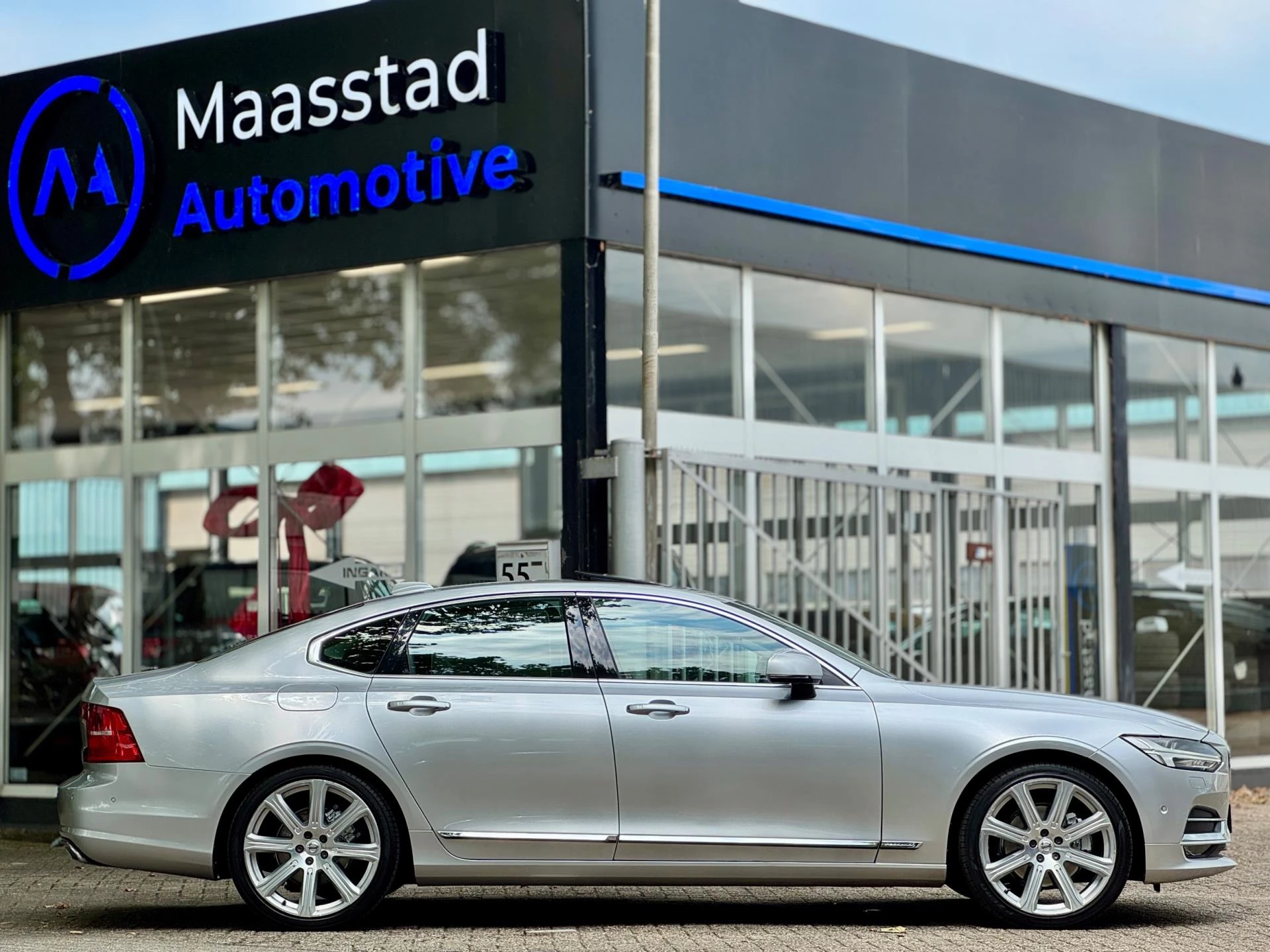 Hoofdafbeelding Volvo S90